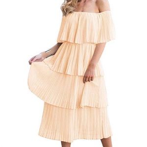 Coventavenue - Tiered Ruffle Summer Midi Dress